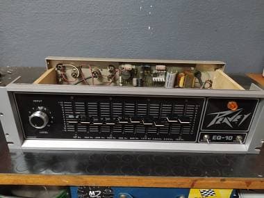 Peavey EQ-10 Equalizzatore basso & service