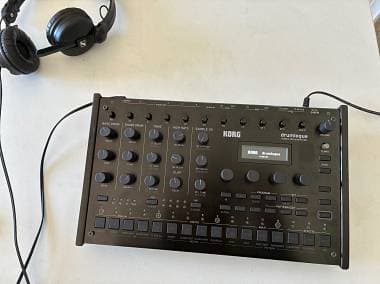 Korg Drumlogue