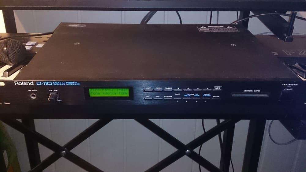 Roland D110 Synthesizer Expander von 1988