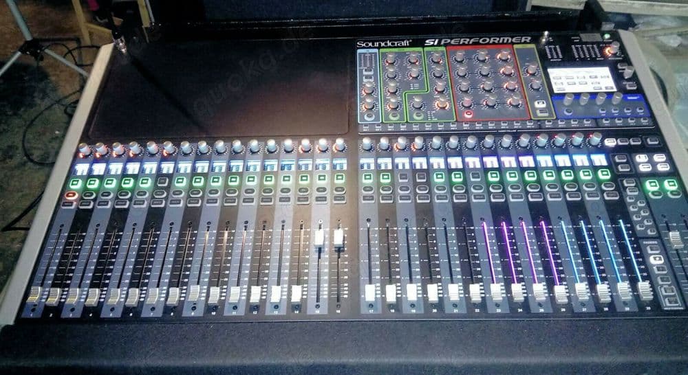 Soundcraft SI Performer 3 im Case