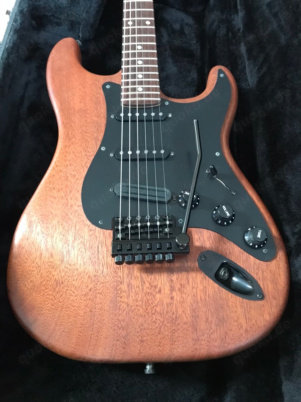 E-Gitarre Rockinger Strat Mahagoni natur