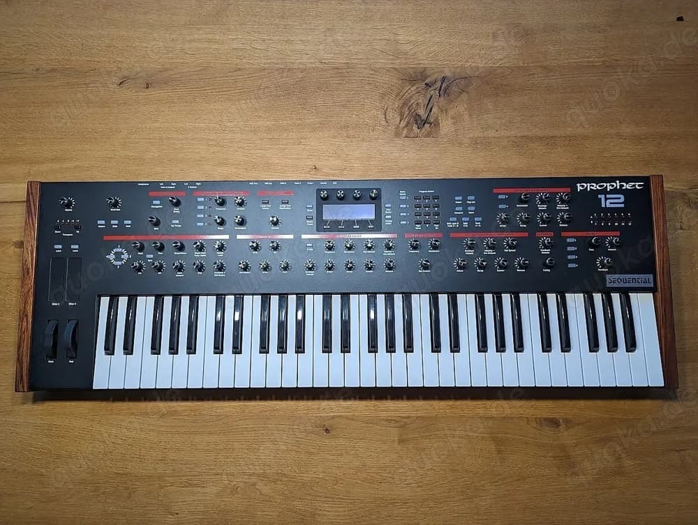 Dave Smith Instruments Prophet 12 Synthesizer