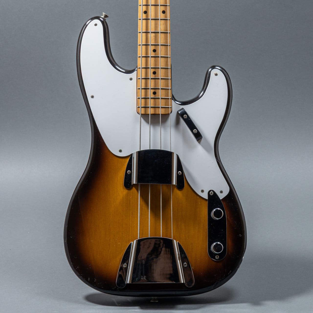 Fender Precision Bass 1957, Sunburst