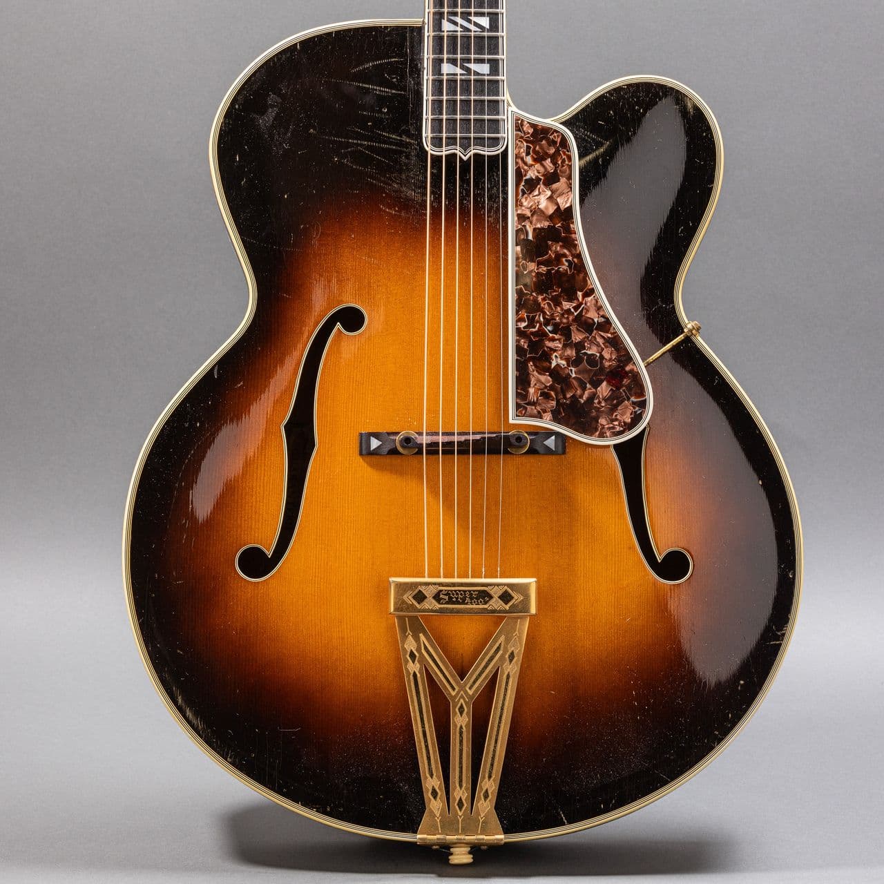Gibson Super 400 Premier Cutaway 1942, Sunburst