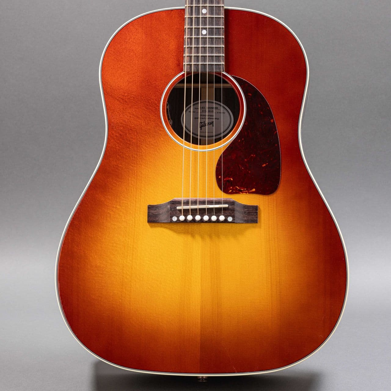 Gibson J-45 Standard Rosewood 2025, Sunburst