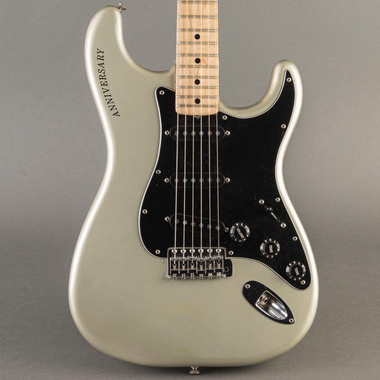 Fender 25th Anniversary Stratocaster 1979, Silver