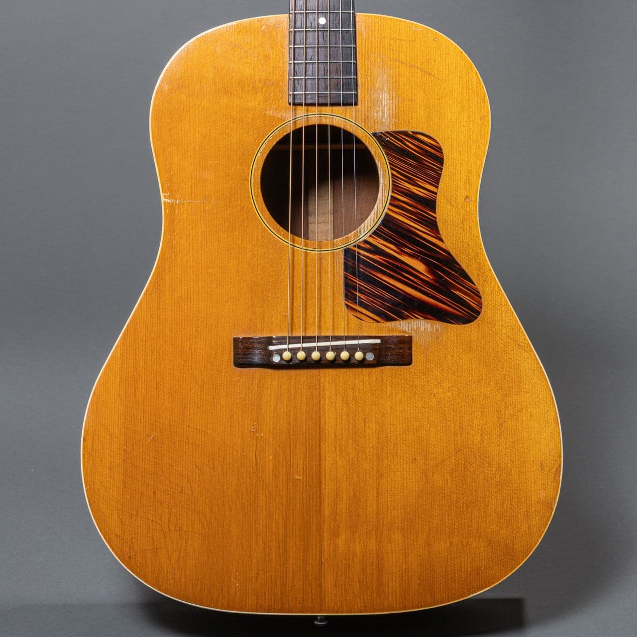 Gibson J-35 1940, Natural