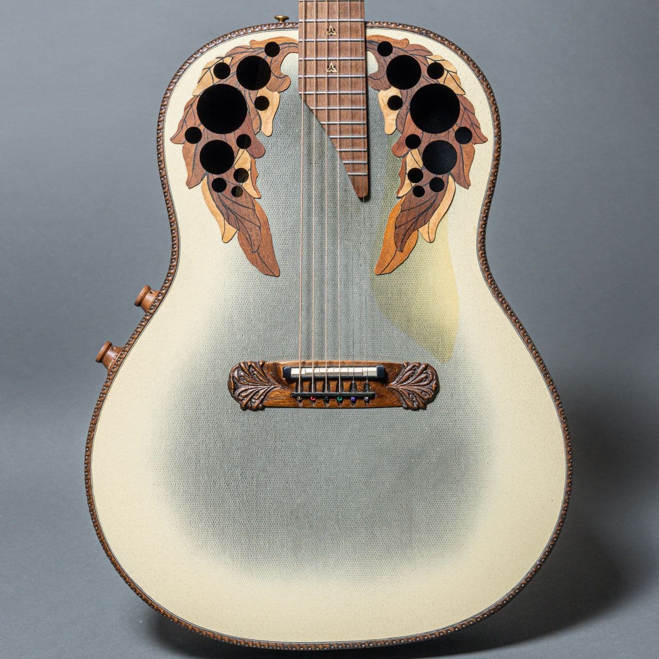 Ovation Adamas I 1687-7 1981, Reverse Blue Burst
