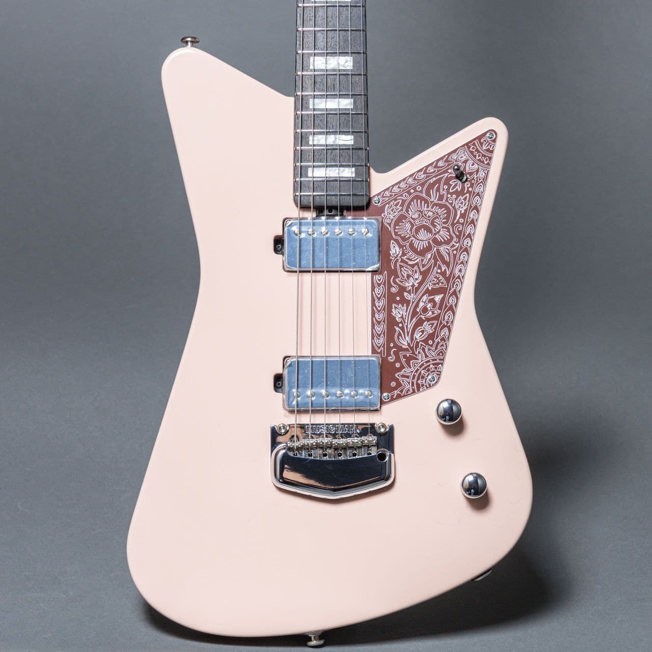 Ernie Ball Music Man Mariposa 2019, Pueblo Pink