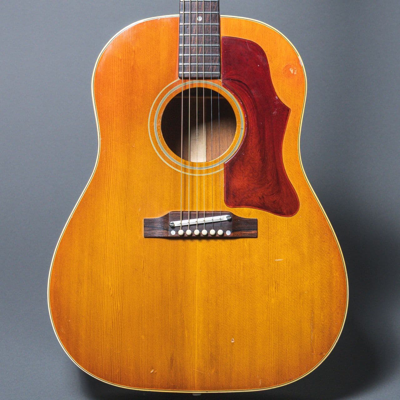 Gibson J-45 1965, Sunburst