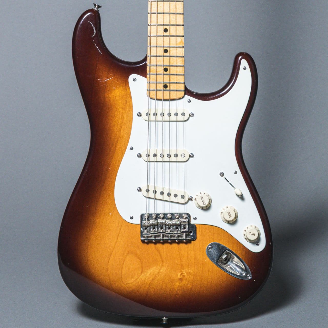 Rutters S-Typle Maple Neck 2011, 2 tone Sunburst Ron Ellis pickups