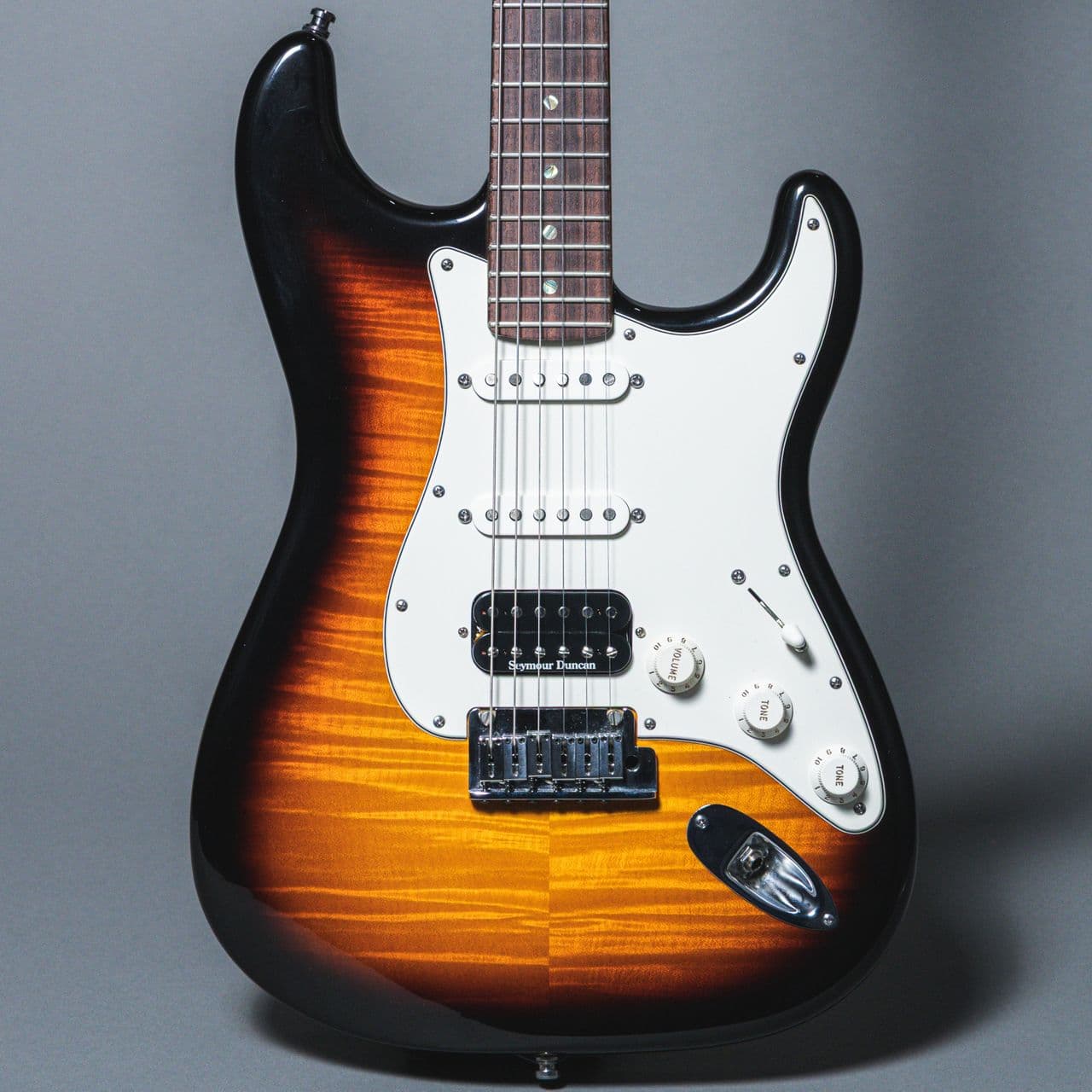 Fender Custom Shop Custom Deluxe Stratocaster 2012, Sunburst