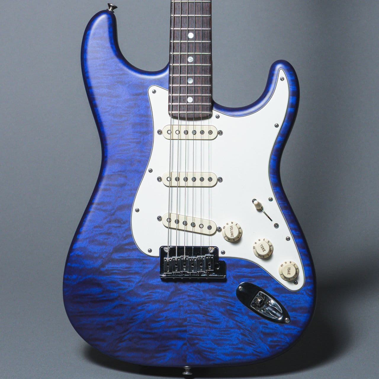 Fender Custom Shop Custom Deluxe Stratocaster 2013, Cobalt Blue Transparent