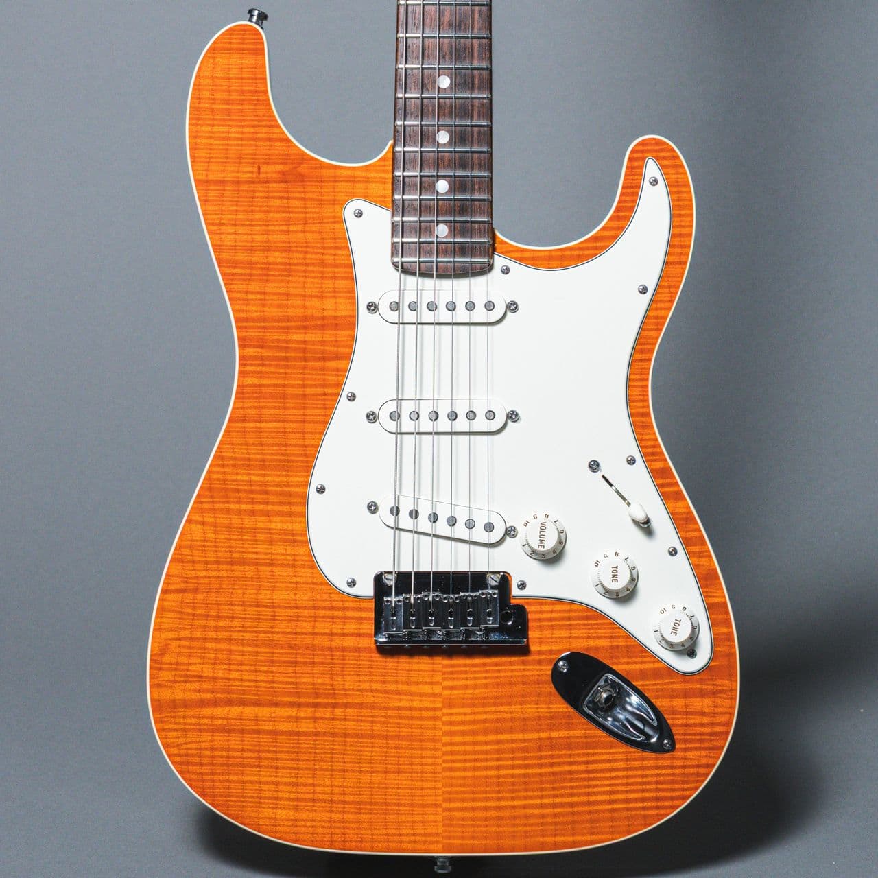 Fender Custom Shop Custom Deluxe Bound Top Slab Stratocaster 2013, Transparent Orange