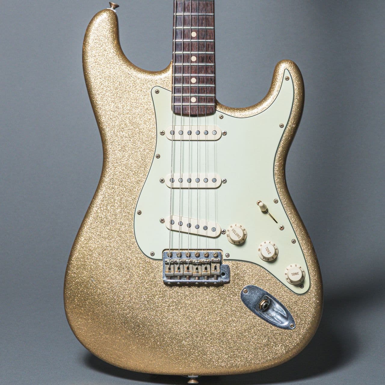 Fender Custom Shop Greg Fessler 64 Stratocaster Relic 2006, Gold Sparkle
