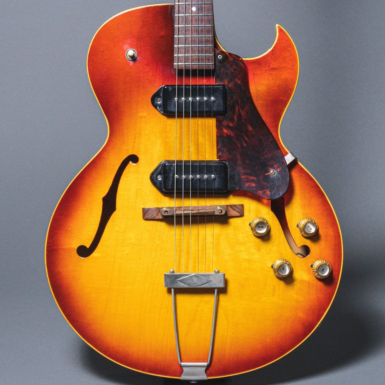 Gibson ES-125 TDC 1967, Cherry Sunburst