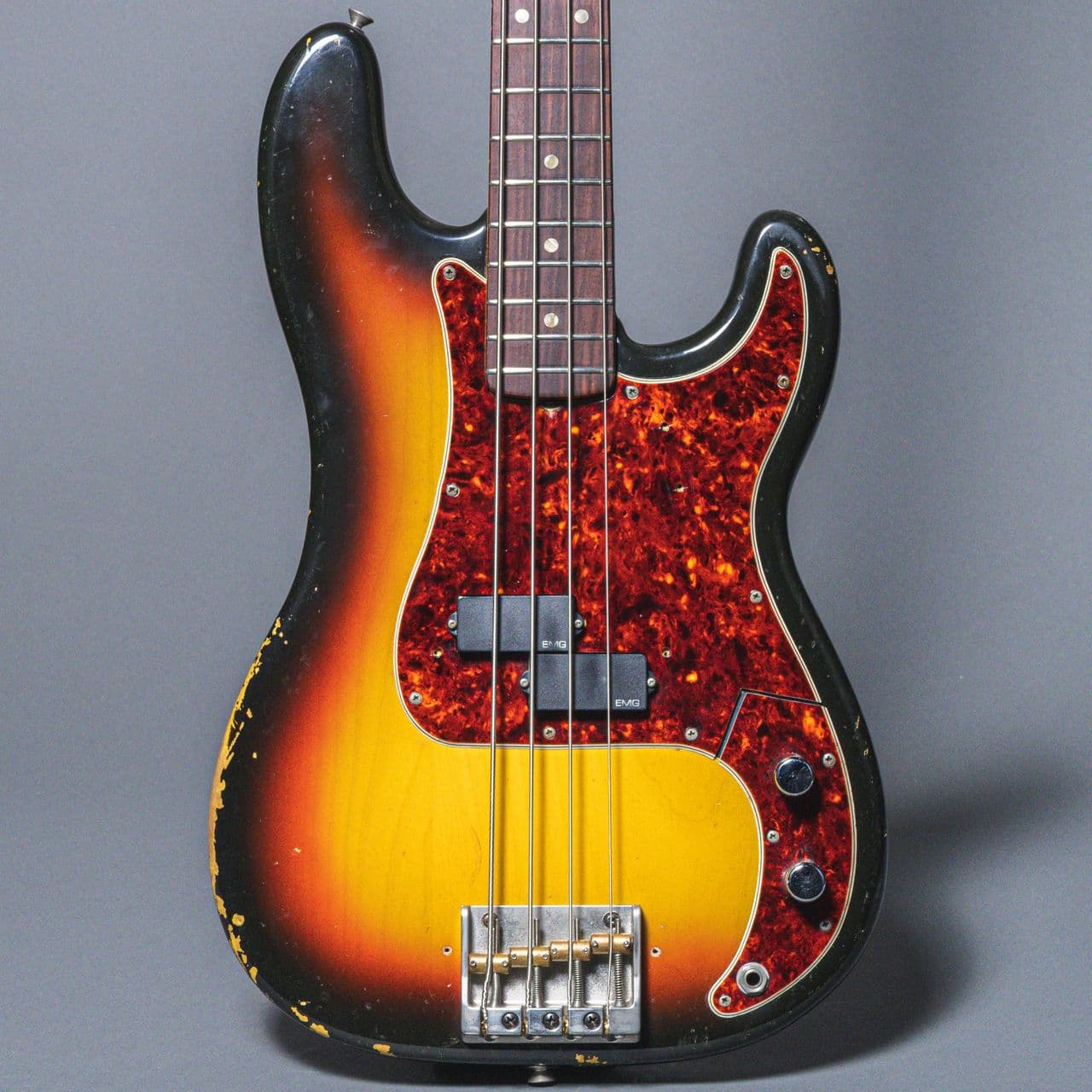 Fender Precision Bass 1966, Sunburst