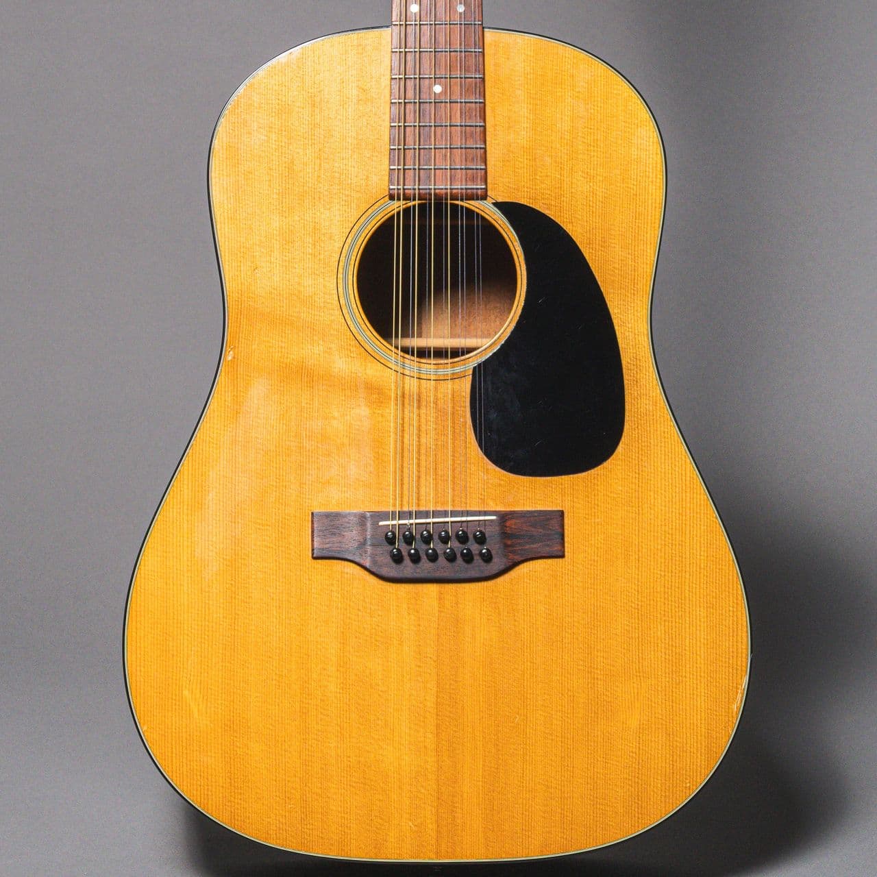 Martin D-12-20 1972, Natural