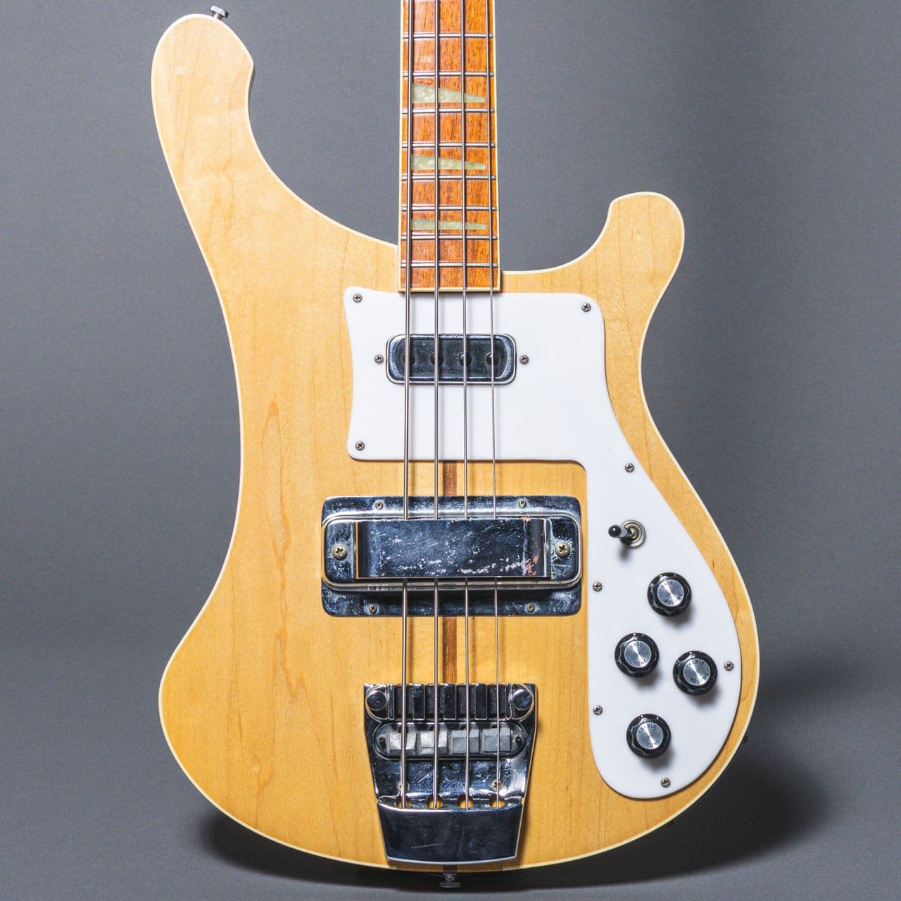 Rickenbacker 4001 1978, Mapleglo
