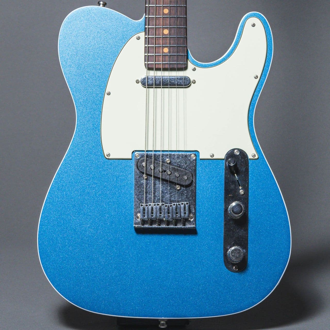 Fender Ultraluxe Vintage Telecaster 2025, Lake Placid Blue