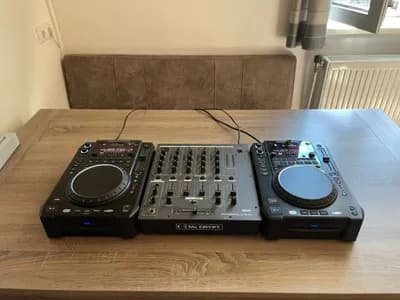 American Audio Radius 3000