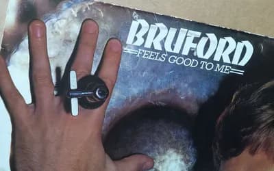 BILL BRUFORD - Feels Good To Me - Polydor - 2344 099