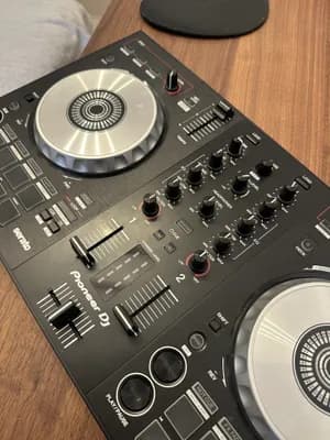 Pioneer DJ DDJ-SB3 DJ Controller inkl. Originalverpackung