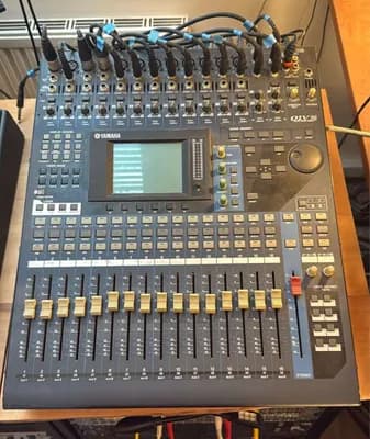 Yamaha 01V96 Digital Mixing console