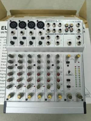 Behringer MC802A Mischpult