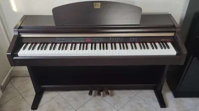 Reparatur/Service für Yamaha Clavinova digital Klaviere CLP, CVP, YDP, P-Serie, Roland, Kawai E-Pianos