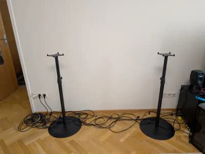 Genelec Stativ und Platten 8040-408 & 8000-409