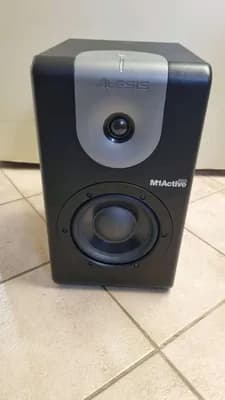 Alesis M1 Active Monitor Lautsprecher
