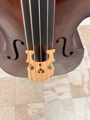 Alter Kontrabass (5-saitig)