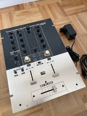 Reloop KUT DJ-Mixer