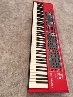 (reserviert) NORD Stage 3 88 (Klavier-Hammertastatur)