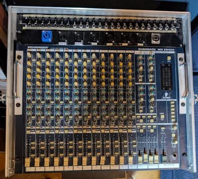 Behringer EURORACK MX2642 Mixer, ART Quadra FX im Case mit Zubehör