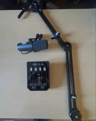 Set Shure sm7b + rode mikrofonständer + Tc helicon mini Interface