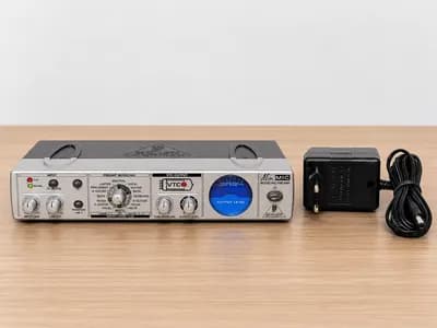 Behringer MiniMIC MIC800 Modeling Preamp inkl. Original-Netzteil