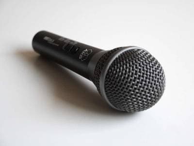 AKG CCS D88S Dynamic Microphone + XLR Kabel
