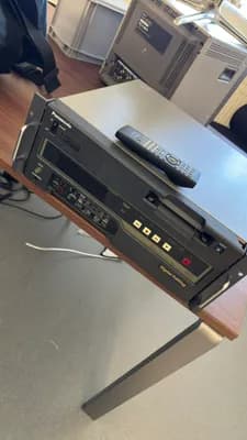 Panasonic AJ-D650E DVCPRO Studio Recorder Schnittmaschine