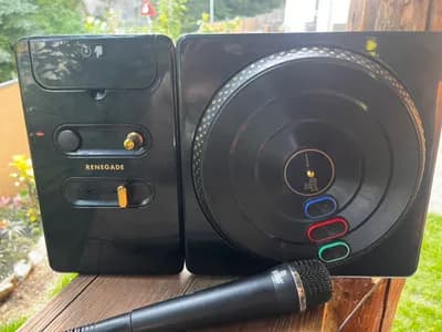 DJ Hero Renegade Edition Turntable Controller Set