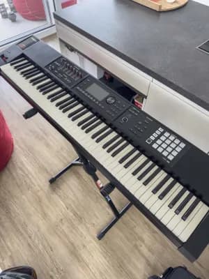 ROLAND FA 08 Musikworkstation neuwertig im Bestzustand