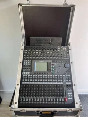 Yamaha 01V96i / Digitalmischpult, Digitalmixer, Digitalmischer