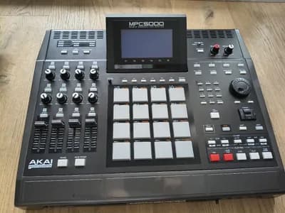 Akai MPC 5000 Sampler