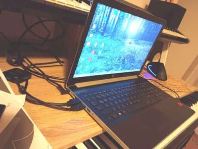 HP 15" Notebook mit DVD Drive, 1 TB SSD Drive, inkl Original Verpackung, Fixpreis
