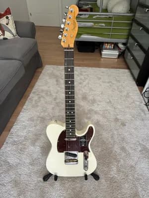 Neue Telecaster AM Pro II OWT (Dez. 2025) ! Mit orig. Fender Locking Tuner.