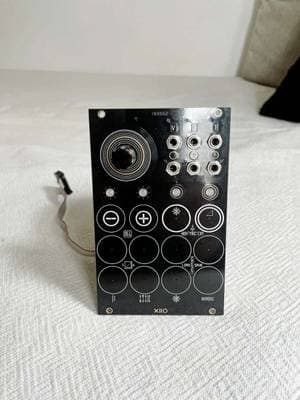 XIIO Doboz - Eurorack Touch Keyboard mit Arpeggiator