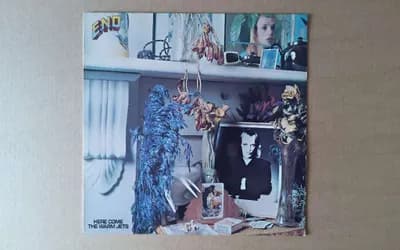 BRiAN ENO - Here comes the warm jets - iSLAND 87 665 - 1ST GERMAN PINK RIM