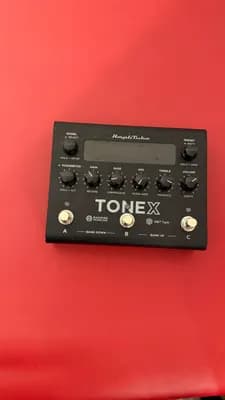 IK Multimedia TONEX Pedal - AI Machine Modeling Amp & FX Pedal