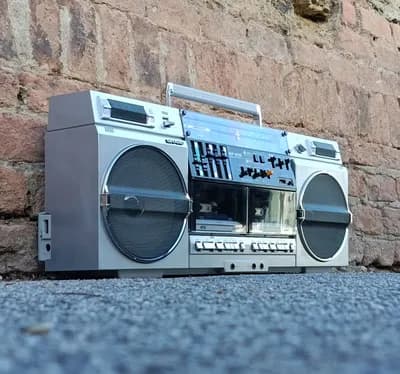 Sharp GF-575 H Ghettoblaster